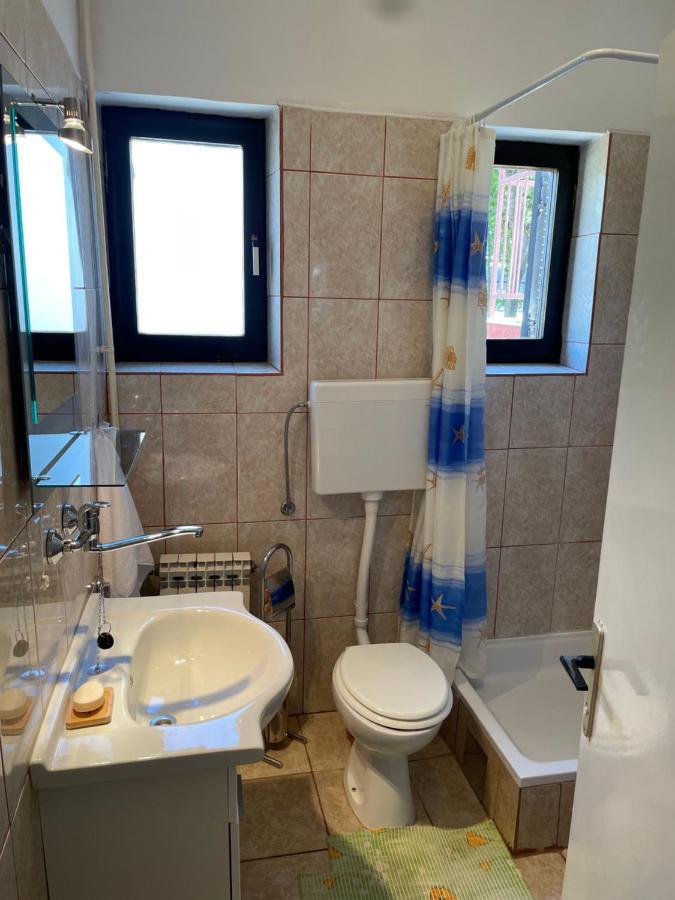 Apartman Jokic Apartamento Selce Exterior foto